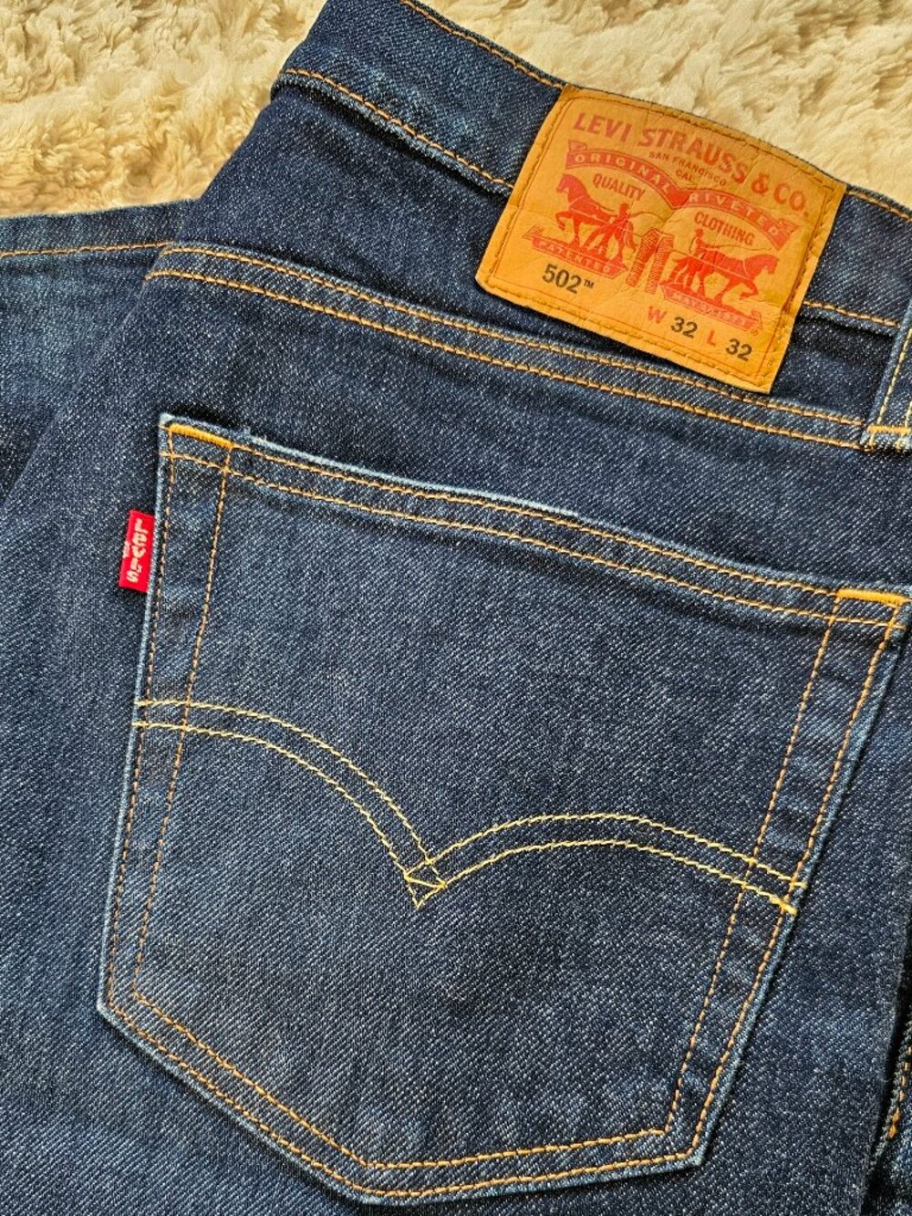 Levi’s 502 Regular Taper Jeans – Dark Blue Denim (W32 L32) - Excellent Condition - Picture 7 of 13